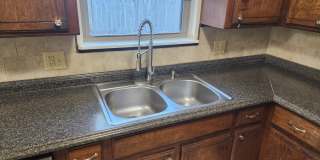 807 South Jones Lane Gallery 7