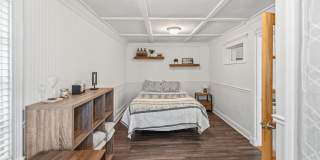 Monthly Rental — Stylish First-Floor Condo by Daffin Park with All-Inclusive Utilities Gallery 16