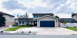 Beautiful 2-story pool home Gallery 1