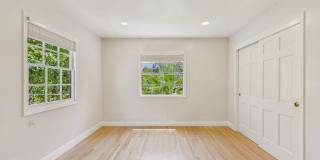 Beautiful serene and private Belmont home Gallery 20