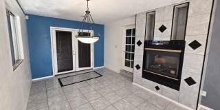 Beautiful 3 bed/ 1 bath home on large lot with walled and fenced front and back yard! Gallery 10