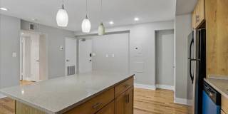212-212 OAKWOOD Street SE Gallery 15