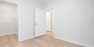 Crossline Gallery 26