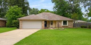 BENTON - Move-In Ready 3BR/2BA Brick Ranch w/ Huge Yard & 2-Car Garage Gallery 1