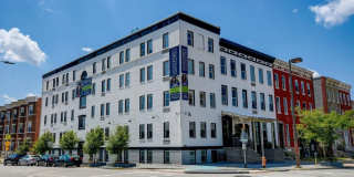 231 E North Ave Gallery 25