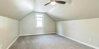 19620 Lyndon Street Gallery 6