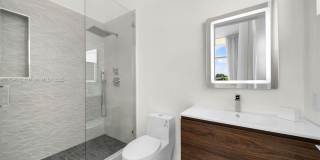 1201 West 47th Street Gallery 18