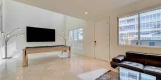 4535 Dean Martin Drive Gallery 14