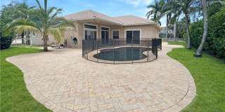 2662 SW Newberry Court Gallery 3