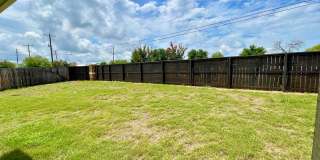 Spacious 3 Bedroom Home with Loft in Converse Near Judson ISD Gallery 20