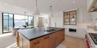 2820 Bayview Gallery 9