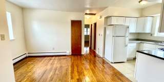 2916 Gunther Avenue Gallery 1