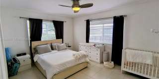 1335 15th Street Gallery 14