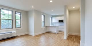 501 12th Street Gallery 9