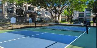 Village on the Parkway Apartments Gallery 15