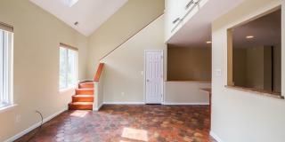 Beautiful Three Bedroom in Washington Square West Gallery 11