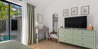 1277 Periwinkle Place Gallery 20