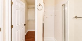 8268 VERMONT Place Gallery 13