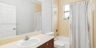 2730 Southwest 26th Street Gallery 8