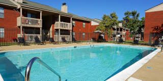 2800 McFarland Apartment Homes Gallery 10