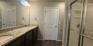 3 Bed 2.5 Bath 1 Car Garage Duplex In Moore * Reduced Rate!!! Gallery 32