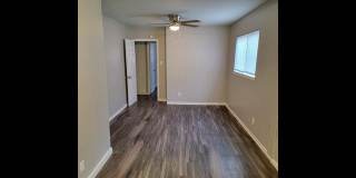 527 VALLEY PARK DR Gallery 11
