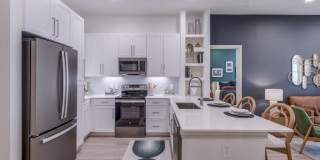 Theo Allen Gateway - Apartments & Townhomes Gallery 6