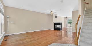 23312 Brewers Tavern Way Gallery 7