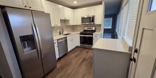 611 Austin Lane Gallery 1