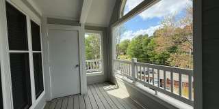 Newly Remodeled 2BD, 1.5BA Raleigh Condo in Prime Location with HOA Amenities Gallery 4