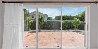 10635 NW 54th St Gallery 10