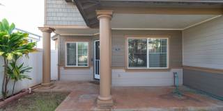 PRIME CORNER UNIT WITH CENTRAL AC!!! 3BR, 2.5BA WITH 2-CAR GARAGE Gallery 5