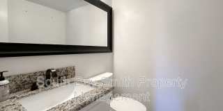 231 N. Broadway Gallery 27