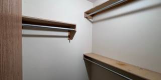 1309-1323 W Lotus Gallery 9