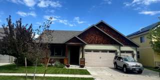 Large, Open Home with Beautiful Backyard and Oversized Garage Gallery 1