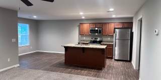 Single Level 2 Bed | 2 Bath | 2 Car Garage Attached Villa in Blue Springs Gallery 6