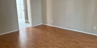 4052 Iowa Street Gallery 8