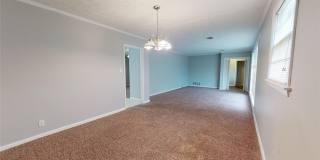 3252 CHELTENHAM Drive Gallery 4
