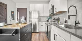 555 Boulevard Gallery 27