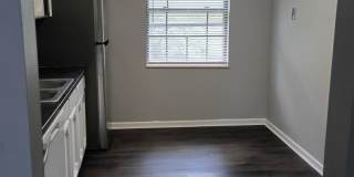 2 bedroom 1 bath apt Gallery 3