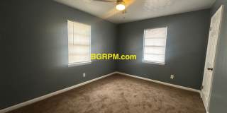 3 BD, 1 1/2 BA, in Jacksonville, Gallery 9