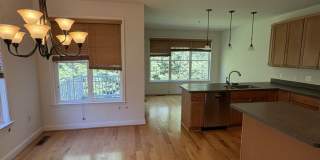 Gorgeous End of Group Owings Mils 3bd/2.5ba w/ A/C, W/D, and Modern Amenities! Available now! Gorgeous End of Group Owings Mils 3bd/2.5ba w/ A/C, W/D, and Modern Amenities! Available now! Gallery 11