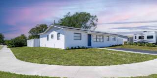 510 SW 13th Place Gallery 1