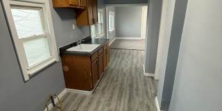 Cute 2 Bedroom Home with Large yard! Gallery 15