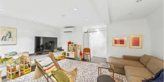 304 Warren Street Gallery 9