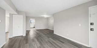 1543 S Ardmore Avenue Gallery 2