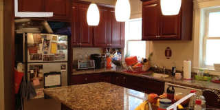 Charming 5 Bedroom-No Broker Fee Gallery 6