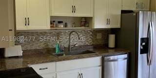 8042 SE Villa Cir Gallery 3