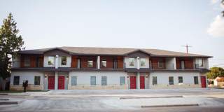 STUNNING 4 Bedroom Near Tech Gallery 1