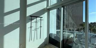 150 E Robinson St Gallery 7